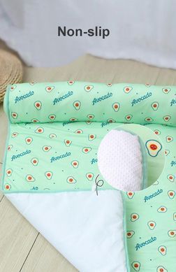 Охолоджуюча підстилка з подушкою Derby Ice Silk Summer Pet Cooling Mat Avocado для домашніх тварин Derby