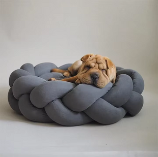 Лежанка для собак и котов Люпосанчик Stylish hand-crocheting plush Pet Bed, Dark Grey Люпосанчик