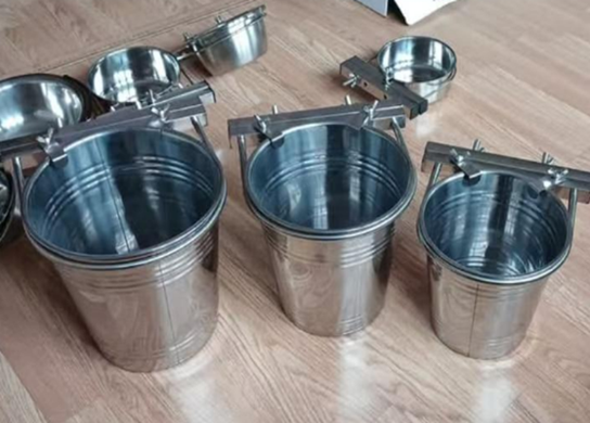 Відро для клітки/вольєра Derby Stainless steel pet bucket з нержавіючої сталі Derby