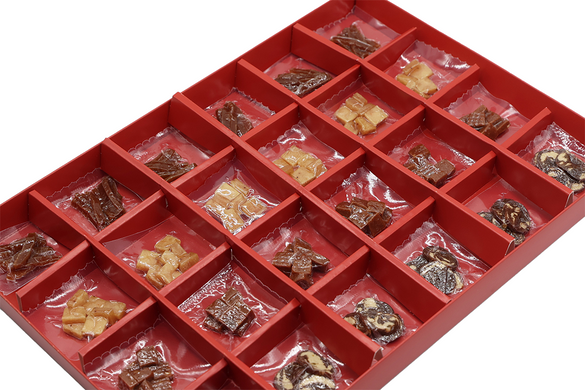 Адвент-календар для собак і котів UNIQ PETS MIX SNACK BOX TREATMAS TIME 100г UniQ PETS
